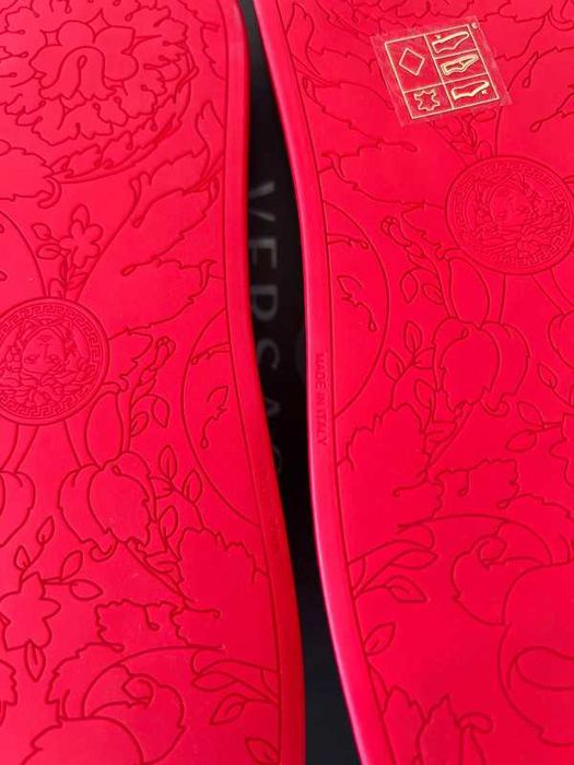 Versace red flip flop 37