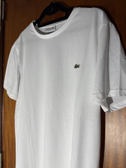 Tshirt Lacoste !!