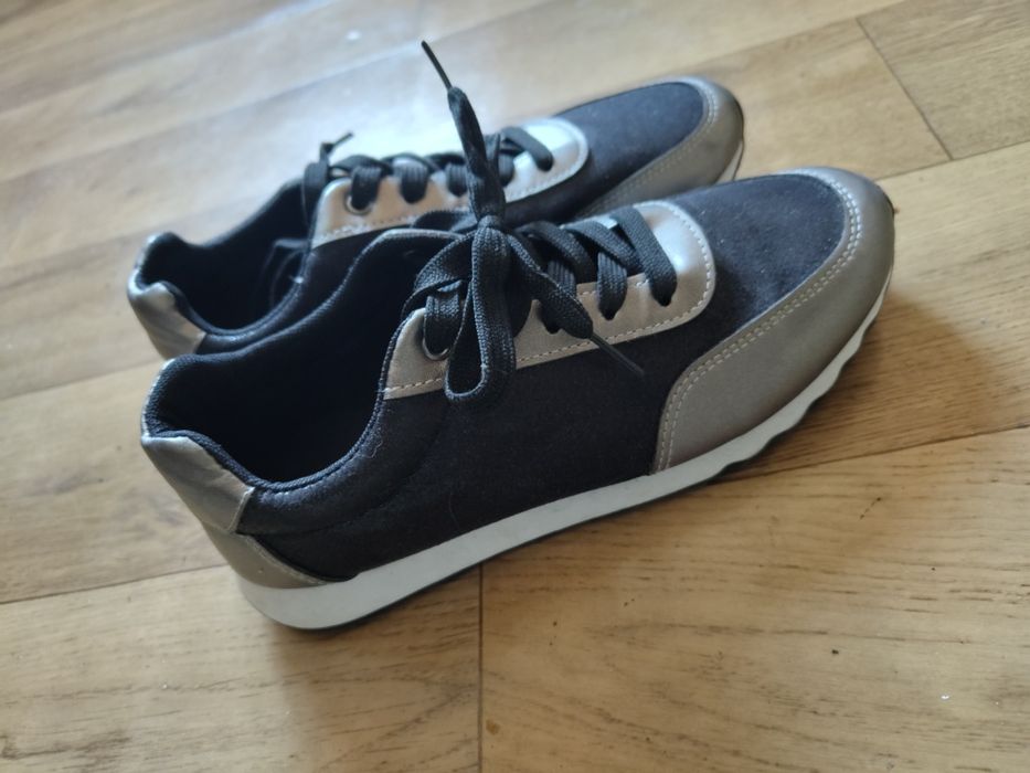 Sprzedam buty damskie