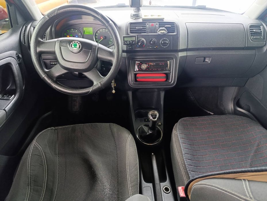 Продам Skoda Fabia 2011