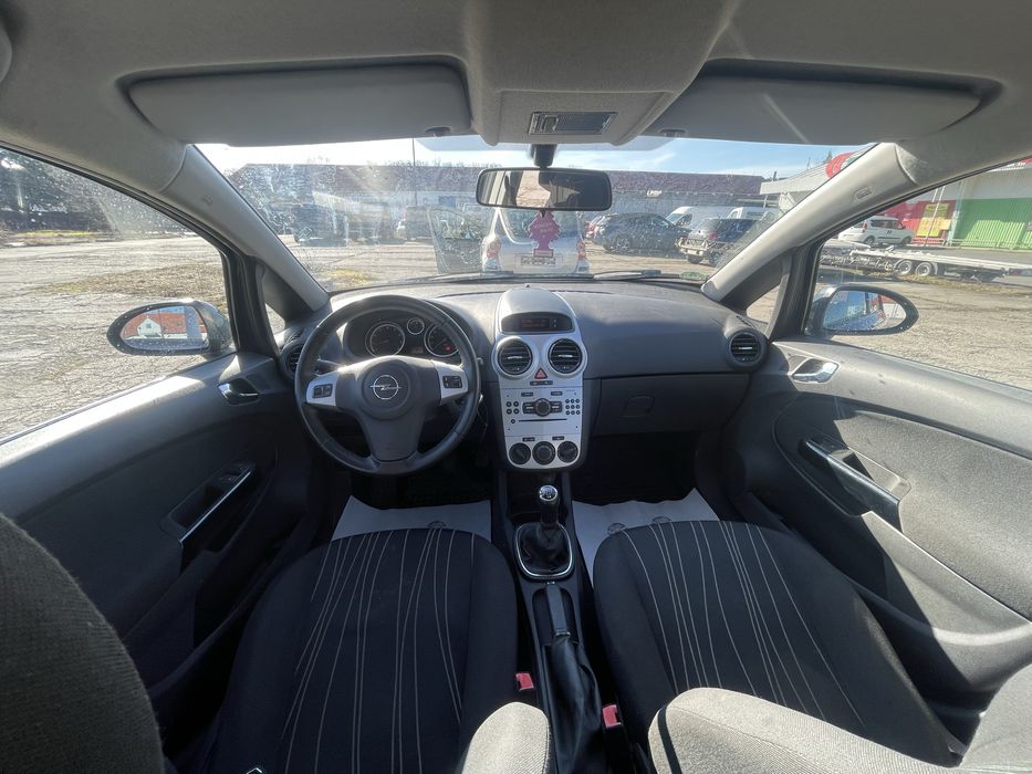 Opel Corsa  1.2 80KM