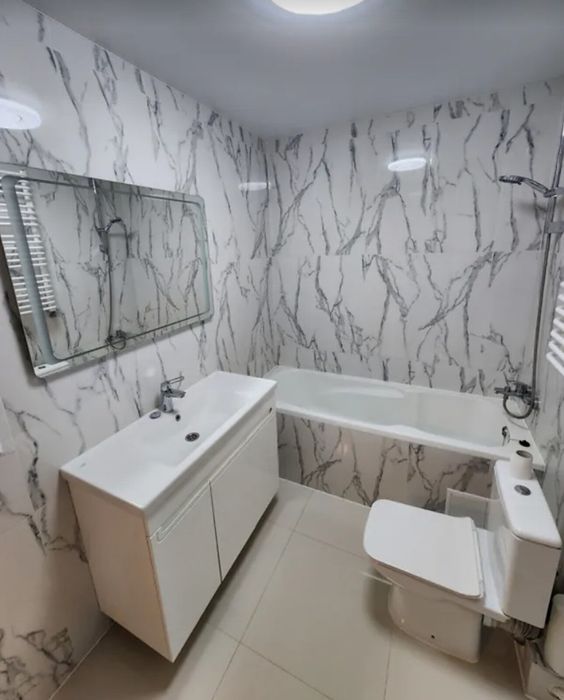 Продаж 3к квартири 85 кв. м на просп. Злуки