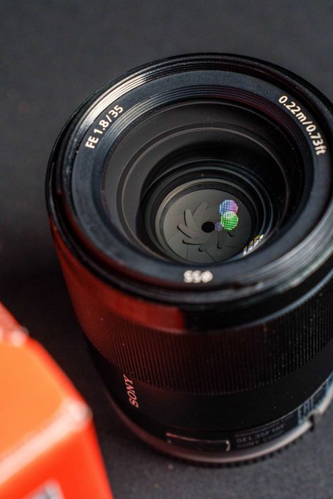 Lente Sony FE 35mm f 1.8 Full Frame SEL35f18F