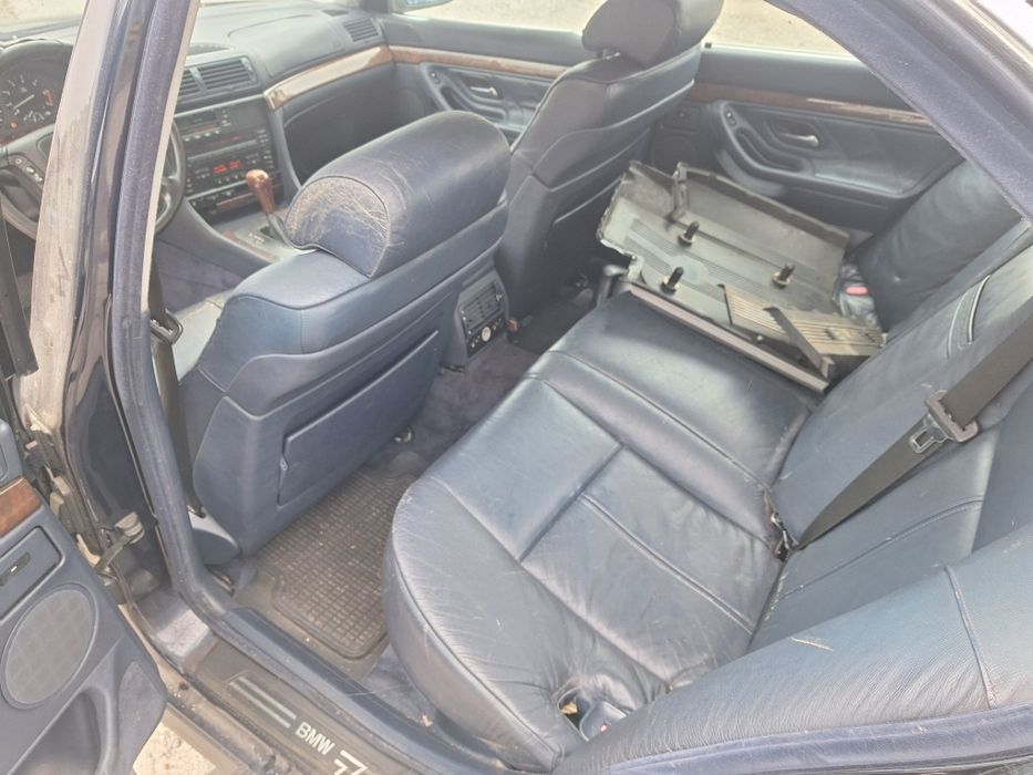 BMW 740i e38 na części