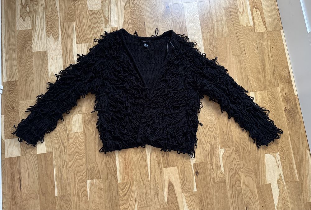 Kudłaty sweter frędzelki New Look r. S
