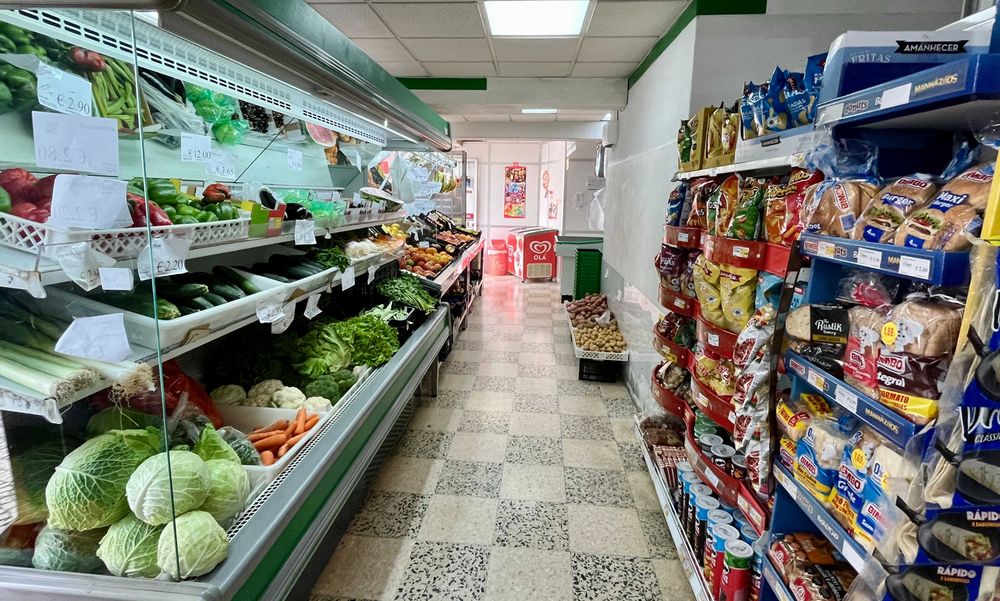 Supermercado Maxigrula - Trespasse 150.000€ (Chave na mão) - Renda mensal 1.000€