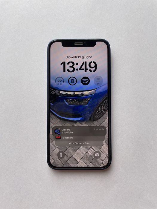 Iphone 12 mini w bardzo dobrym stanie