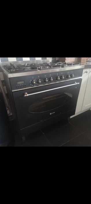 Kuchenka M-System 6 palnikowa stan bdb ( Boretti )