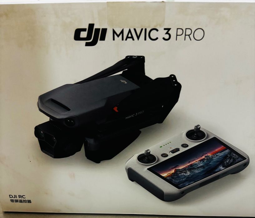 Квадрокоптер DJI Mavic 3 Pro with DJI RC (Новий)