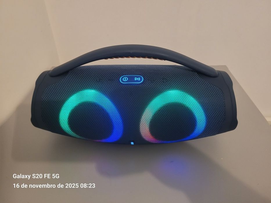Coluna booms box 3 led