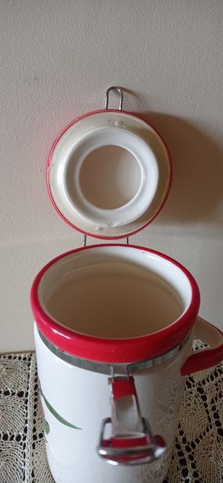 Ceramiczny ręcznie malowany pojemnik kuchenny