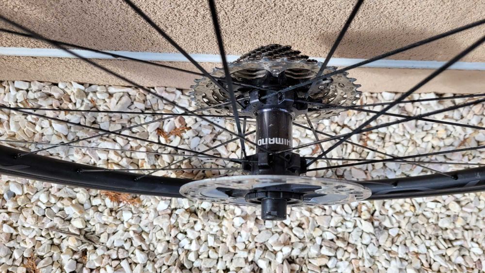 Kola szosowe Shimano 28 z oponami Schwalbe ONE