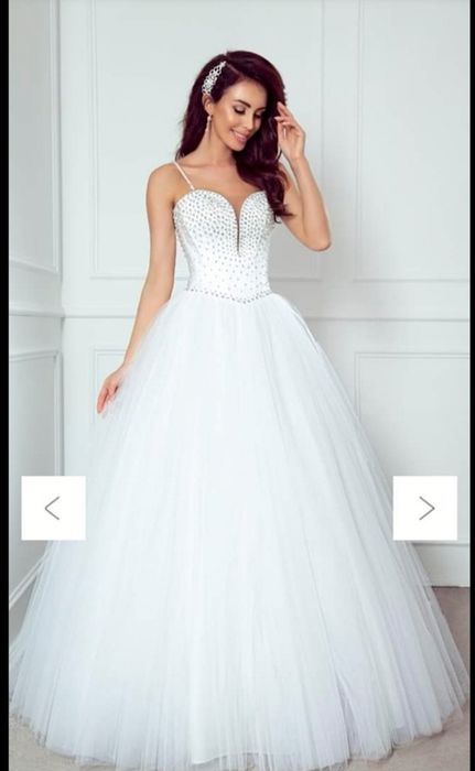 Suknia ślubna z kryształami Swarovskiego