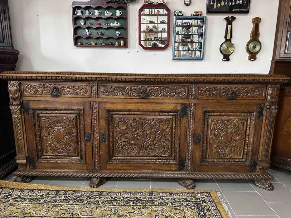 Корпусні меблі антиквар з Франціі комод шафа, тумба