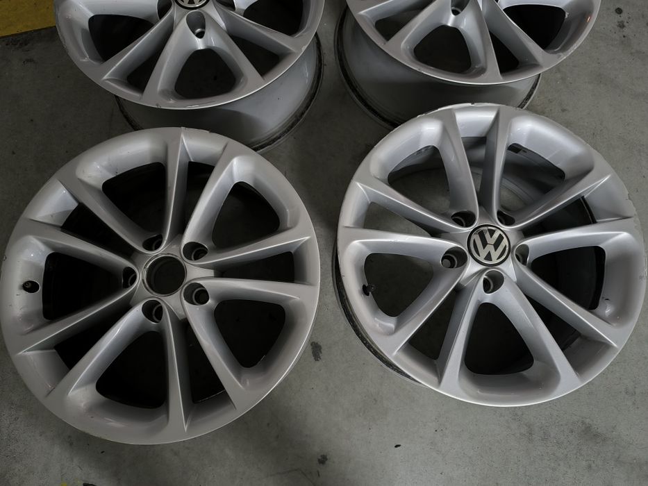 Jantes Originais Volkswagen Passat CC 17" – Ref. 3C8 601 025 K