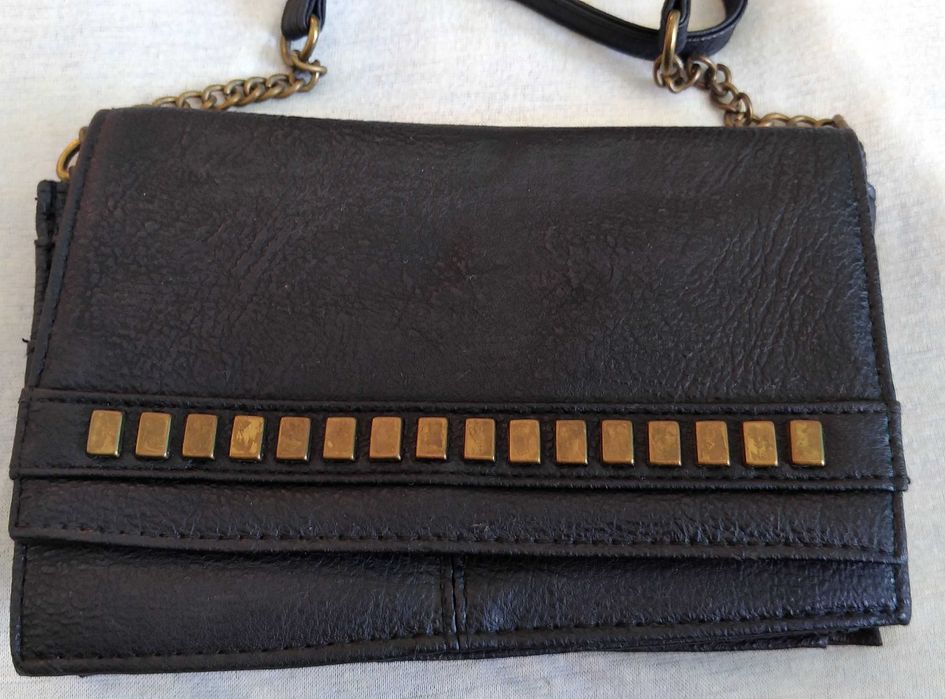 Mała torebka z ala "ćwiekami"