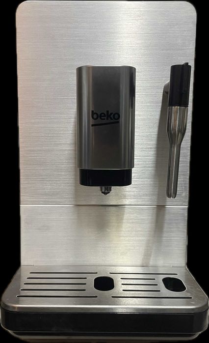 Ekspres automatyczny BEKO CEG5311X – bardzo dobry stan, mało używany