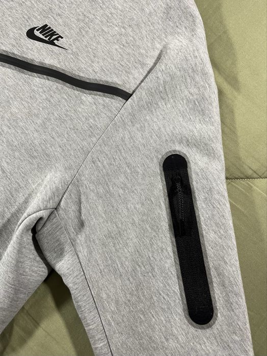 Nike Tech Fleece Zip Up Hoodie XL