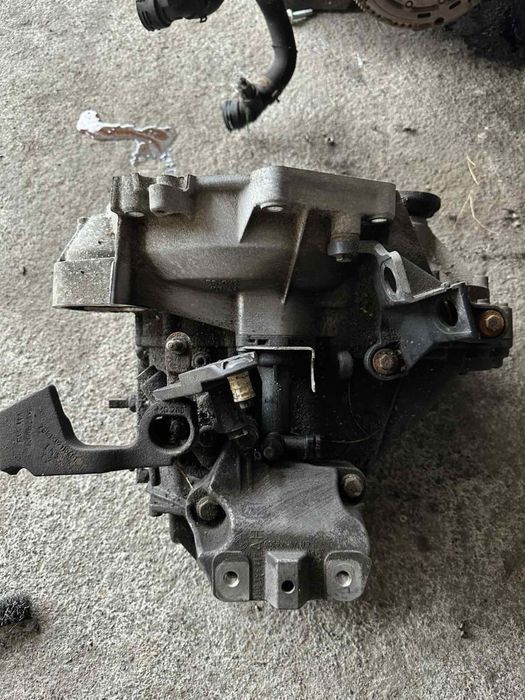 Кпп коробка передач 1.4 6ст LNY tfsi Golf Audi A3 Seat Passat Skoda