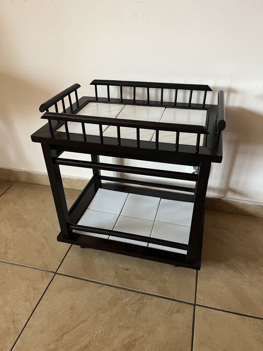 Barek stolik z kafelkami PRL na kółkach półka szafka