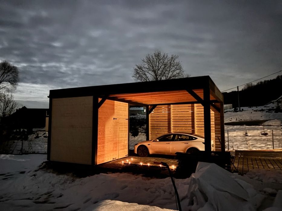 Garaże drewniane zadaszenia