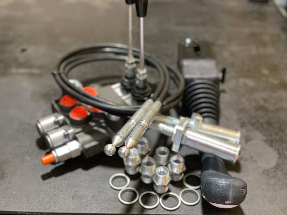 Распределитель болгарский с плавающим на тросах с джойстиком МТЗ, ЮМЗ