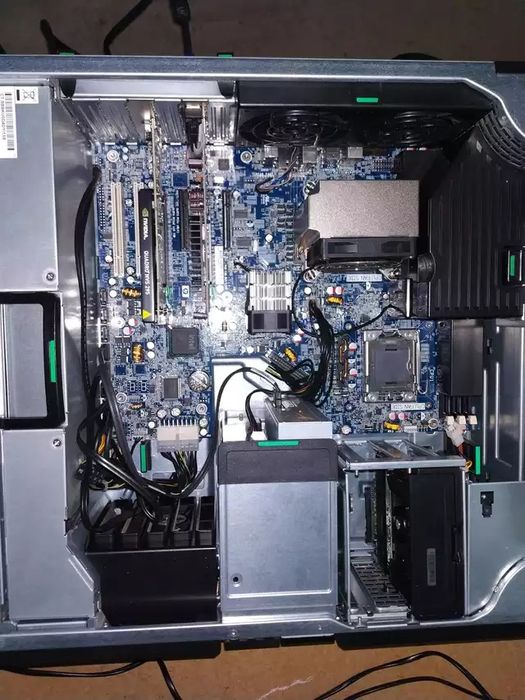 Workstation HP Z600: X5570, 12GB DDR3, 250GB HDD, 2x NVS29564740624022274123