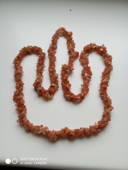 Колье с монгольскими гелиолитами