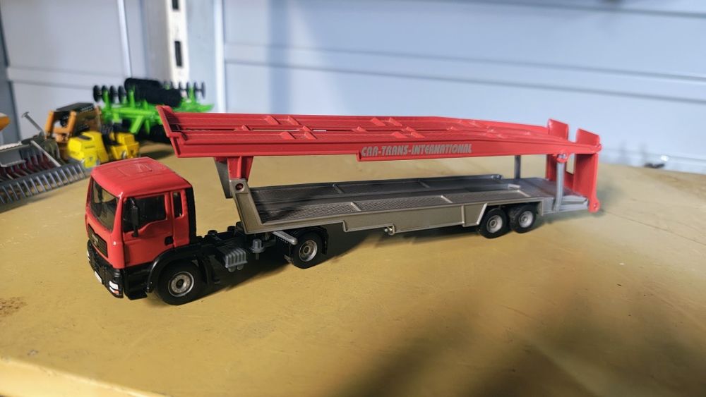 Man lohra siku 1:55