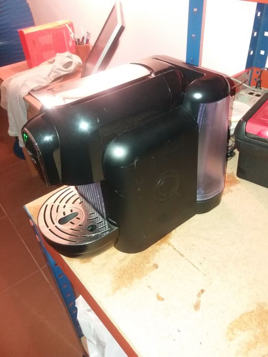 Máquina de café nespresso e delta (MELHOR OFERTA)