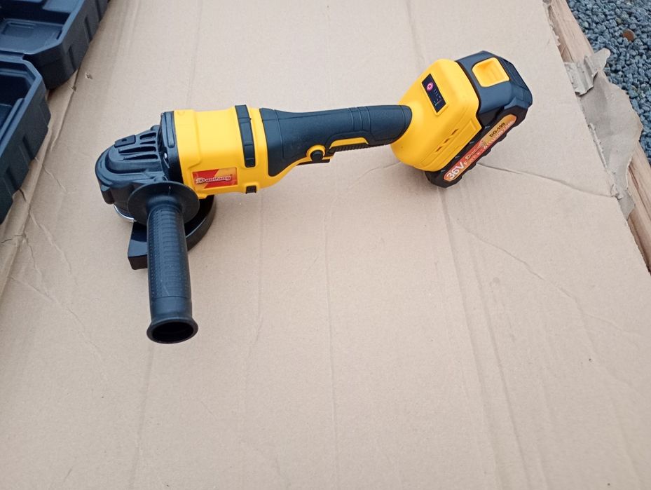 Szlifierka kątowa 18 V Black Varia  Beszczotkowy silnik