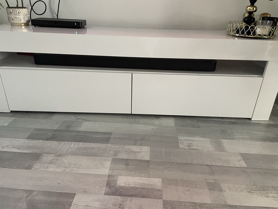 Szafka RTV wysoki połysk