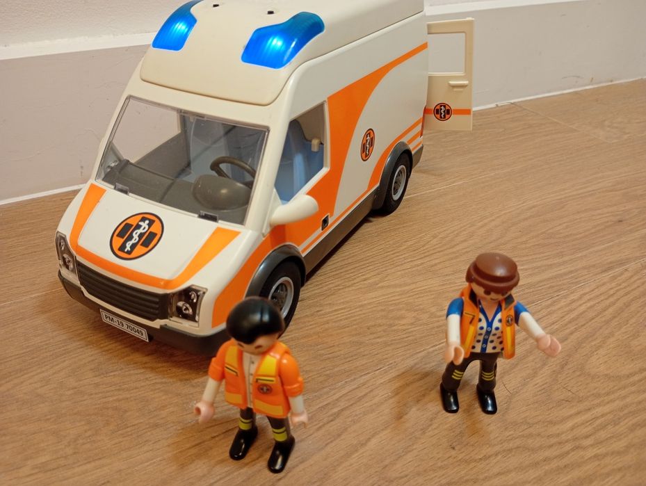 Ambulans karetka Playmobil