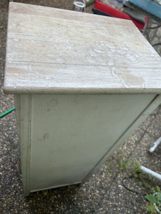 Mesinha de cabeceira