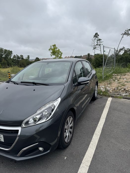 Peugeot 208 1.2 gasolina