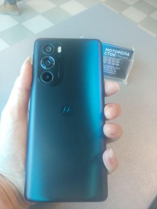 Motorola Moto Edge Plus 2022. Moto Edge 30 pro