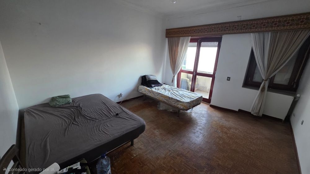 Arrendamento de quarto partilhado.