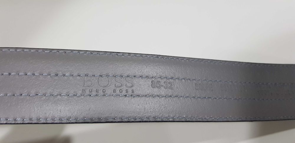 Hugo Boss  cinto