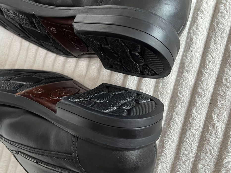 Venturini męskie skórzane półbuty trzewiki 42