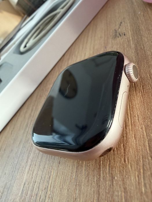 Apple Watch Series 10 GPS + Cellular 46 mm – aluminium różowe złoto