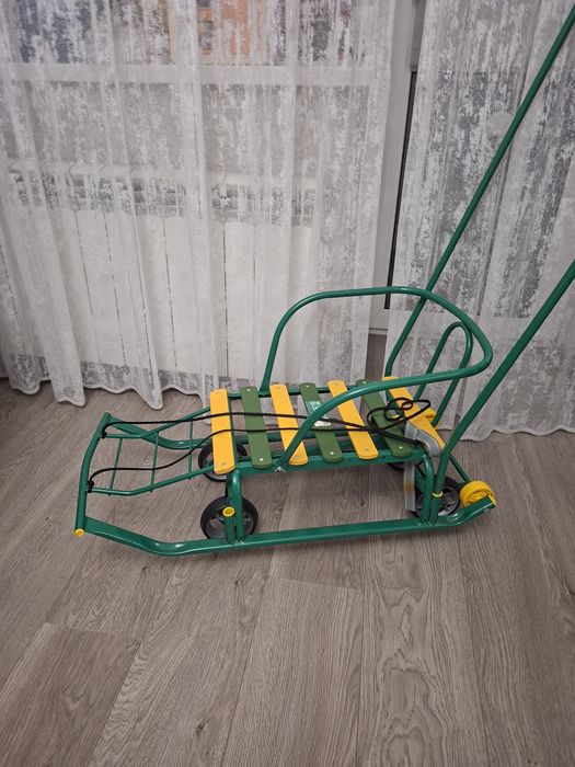 Санки з колесами