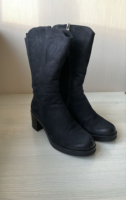 Ботинки зимові жіночі