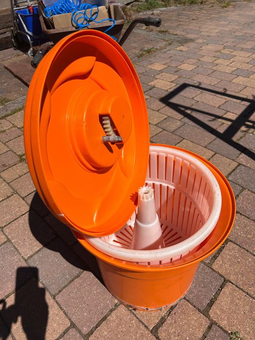 Wirówka do kapusty salaty warzyw 20l pomarańczowa plastikowa
