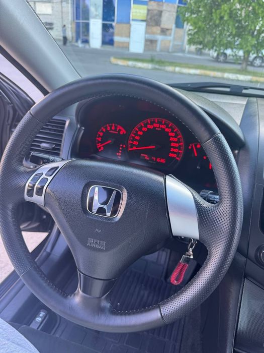 Honda accord 7 2.0 Автомат