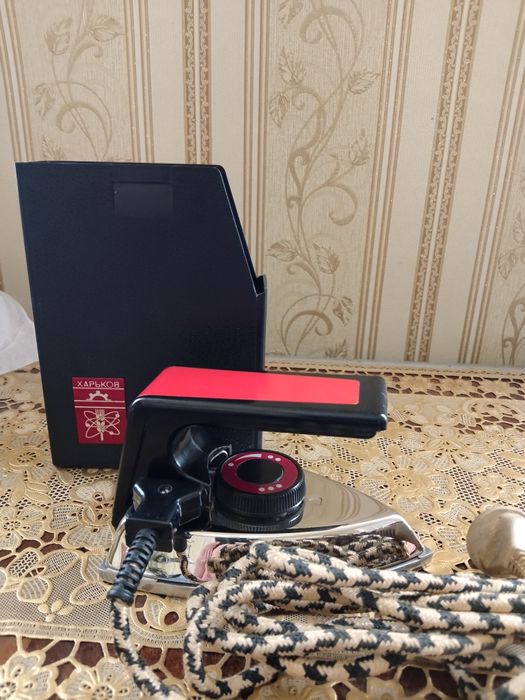 Электроутюг малогабаритный