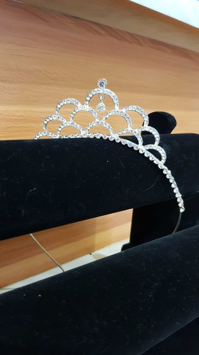 Тіара корона, обруч. Цирконій фіаніт Біжутерія
