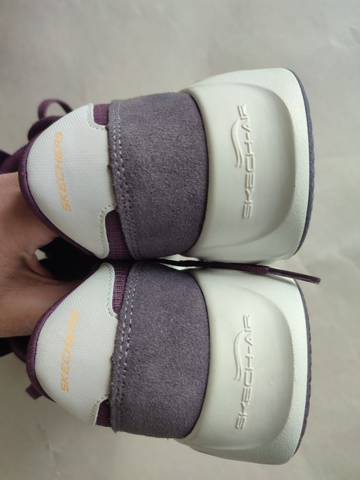 26cm 40 39 Skechers buty do biegania z poduszką