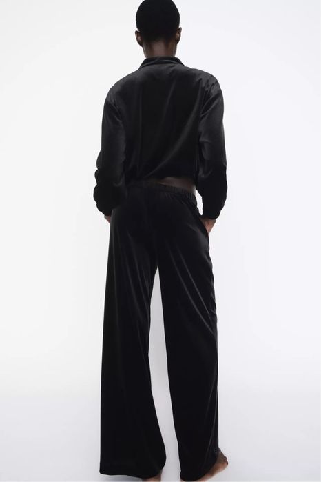 Zara жіночий комплект М