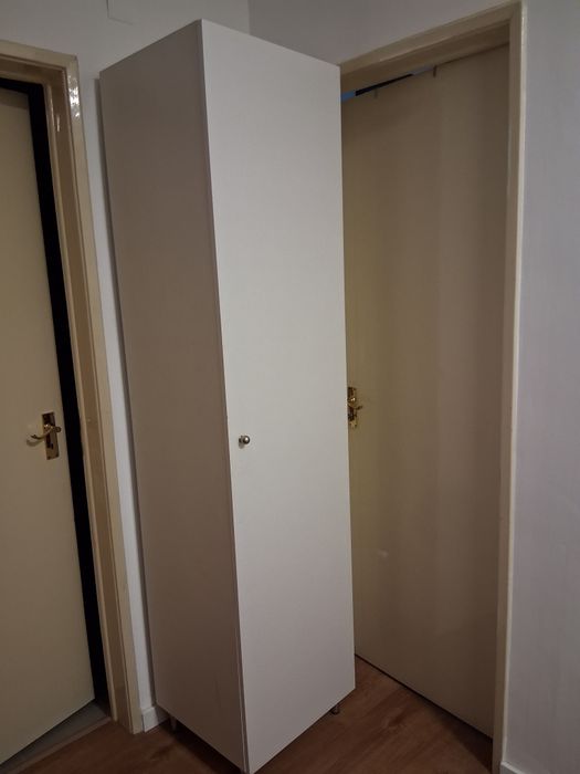 Armário alto  branco