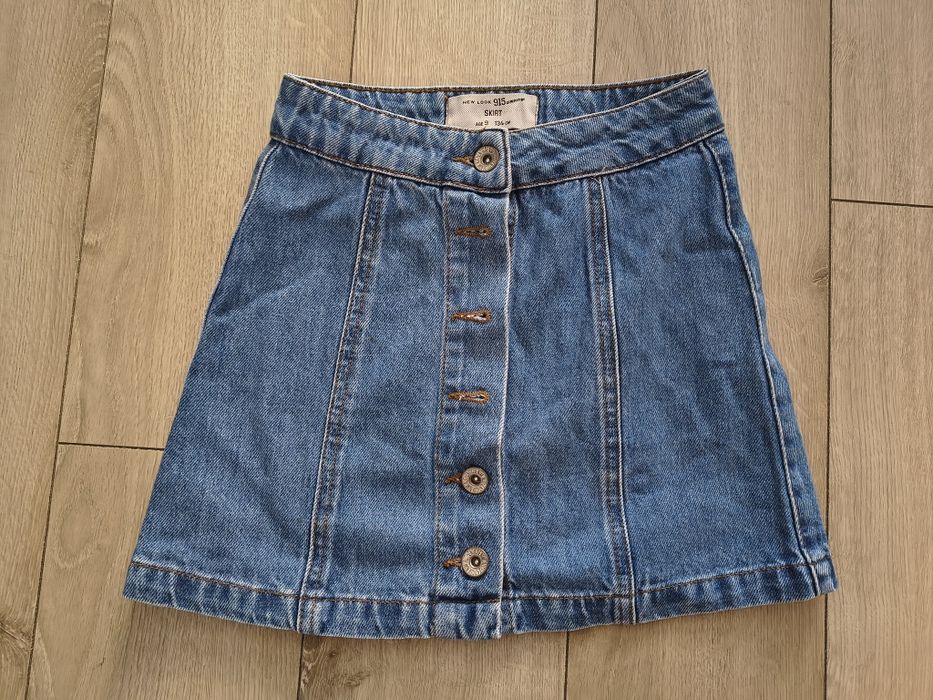 Spódnica dziewczęca r. 134